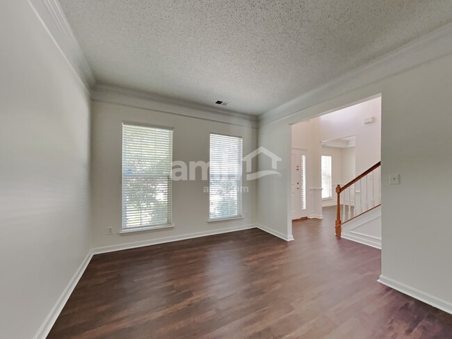 Building Photo - 7403 Redstart Ct