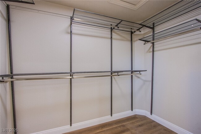 Building Photo - 2660 Crown Ridge Dr