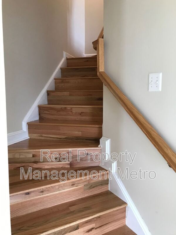 Building Photo - 10519 Old Ellicott Cir