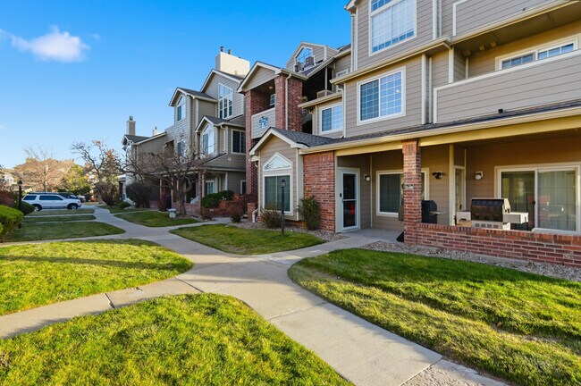 Building Photo - 4760 S Wadsworth Blvd