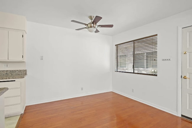 Building Photo - 35 Dearborn Pl