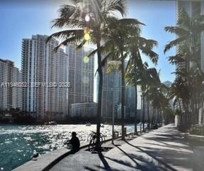 Building Photo - 325 S Biscayne Blvd