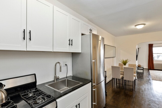 Building Photo - 1501 17th St SE