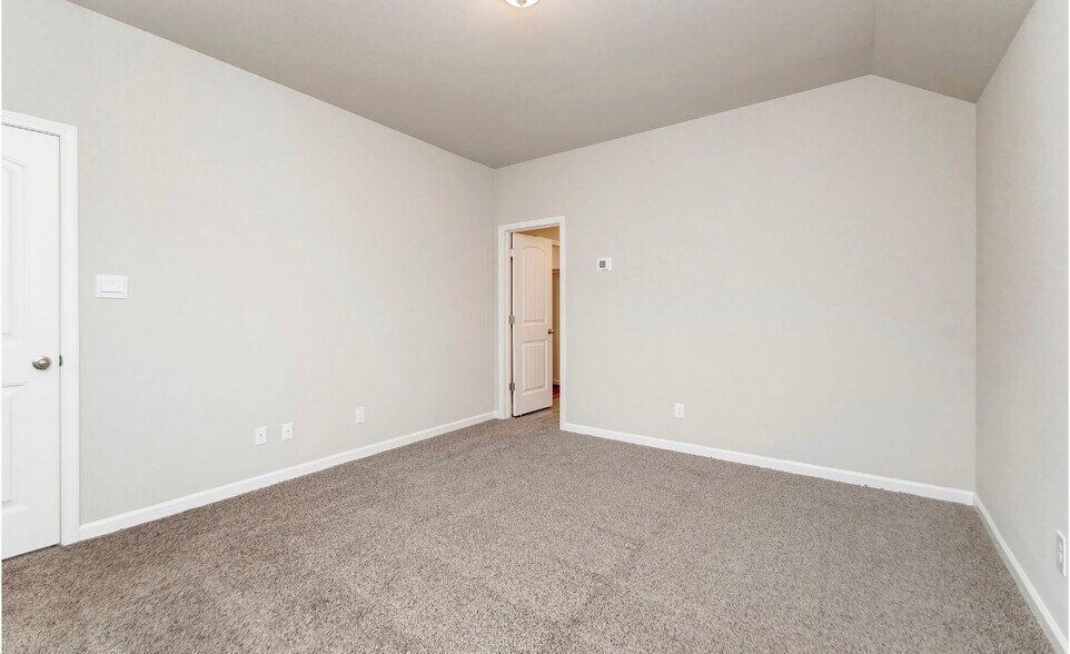 Building Photo - 18176 Fox Hollow Loop
