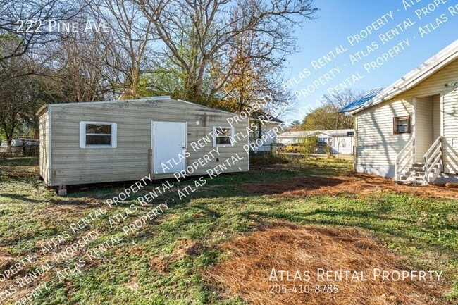 Building Photo - 222 Pine Ave