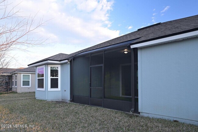 Building Photo - 353 Ponderosa Dr