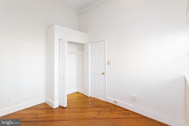 Building Photo - 1213 12th St NW