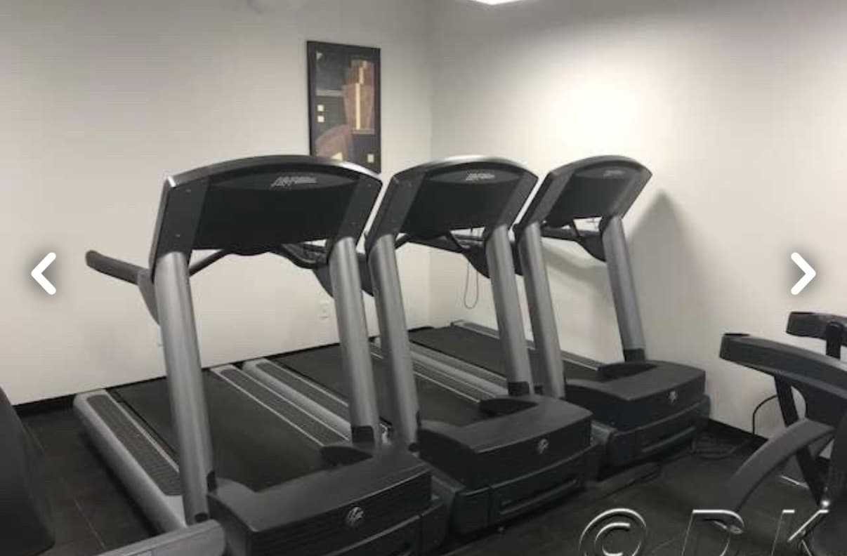 Building Photo - 241 E Broadway