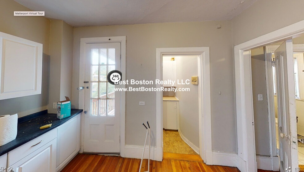 Building Photo - 63 Dana St