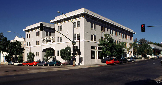 Building Photo - New Palace Hotel