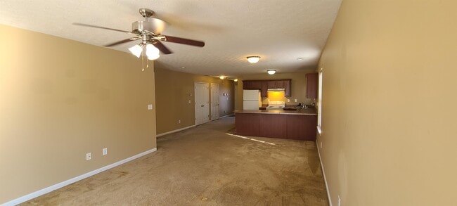 Building Photo - 2504 Emma Katherine Ln