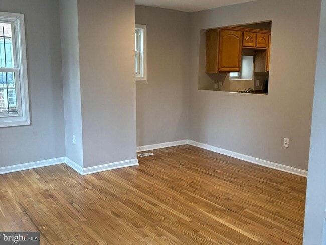 Building Photo - 5126 Call Pl SE