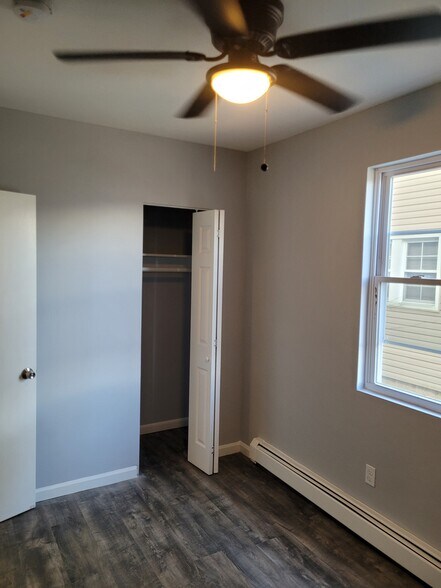 Building Photo - 123 Carnegie Pl