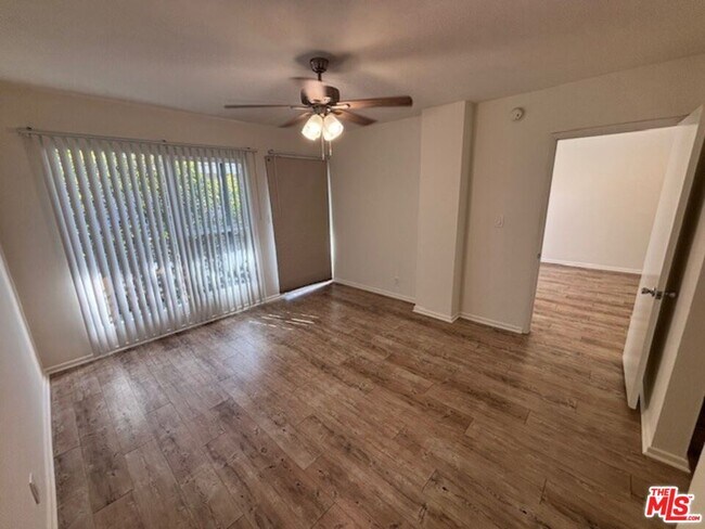 Building Photo - 1415 Cardiff Ave