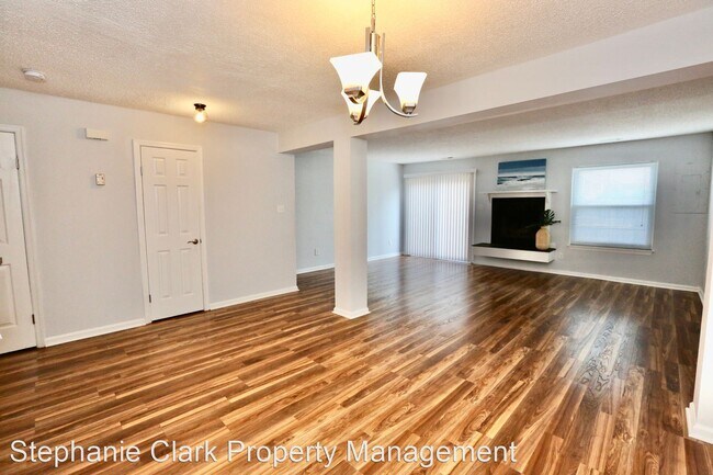 Building Photo - 3 br, 2.5 bath House - 606 Sheafe Court