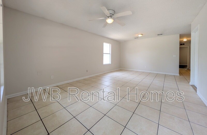Building Photo - 8364 Eaton Ave