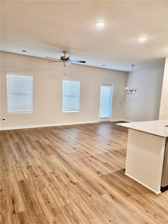 Building Photo - 6386 Sundowner Pl