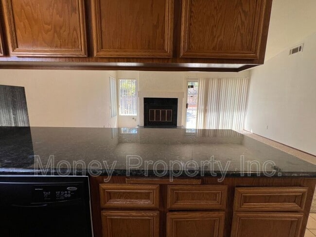 Building Photo - 1766 Bristol Ct