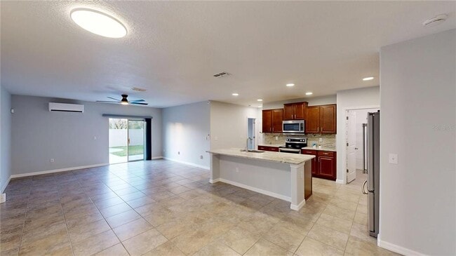 Building Photo - 17034 Yellow Pine St