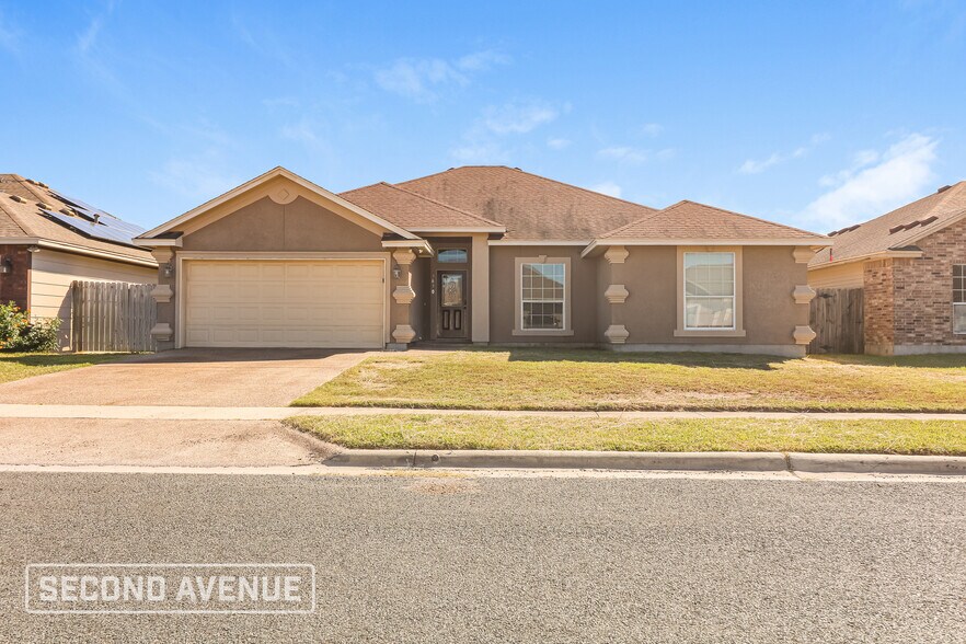 Primary Photo - 3630 Garnet Ct