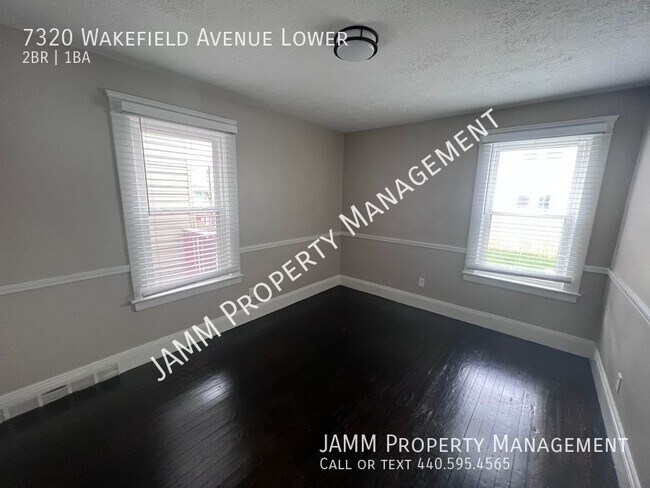 Building Photo - Detroit-Shoreway LOWER APT:  2-Bedroom 1-B...