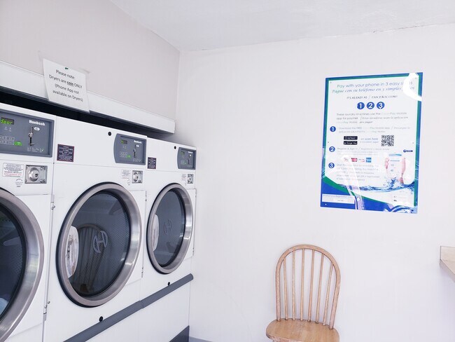 Building Photo - 8211 12th Way N