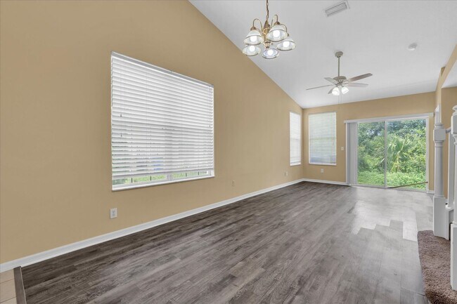 Building Photo - 9624 Carlsdale Dr