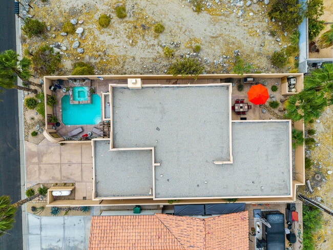 Building Photo - 53845 Avenida Alvarado