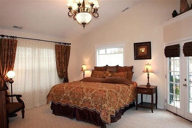 bedroom - 819 N 21st St