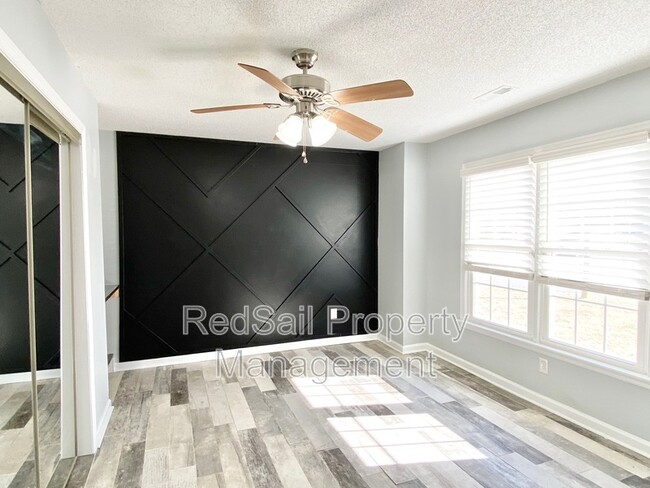 Building Photo - 851 Weston Ct