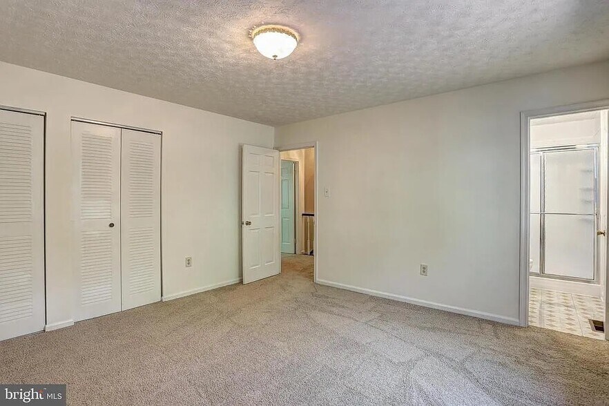 Building Photo - 5463 Watercress Pl