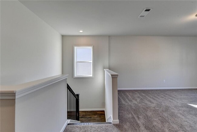 Building Photo - 1622 Dover Creek Ln
