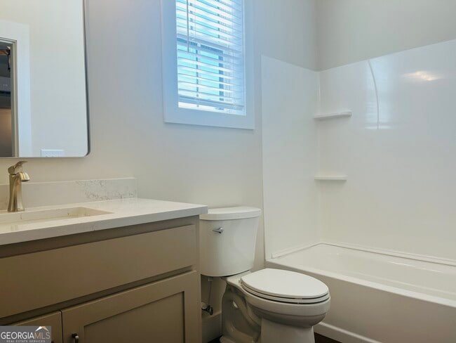 Building Photo - 105 Gardenia Ln