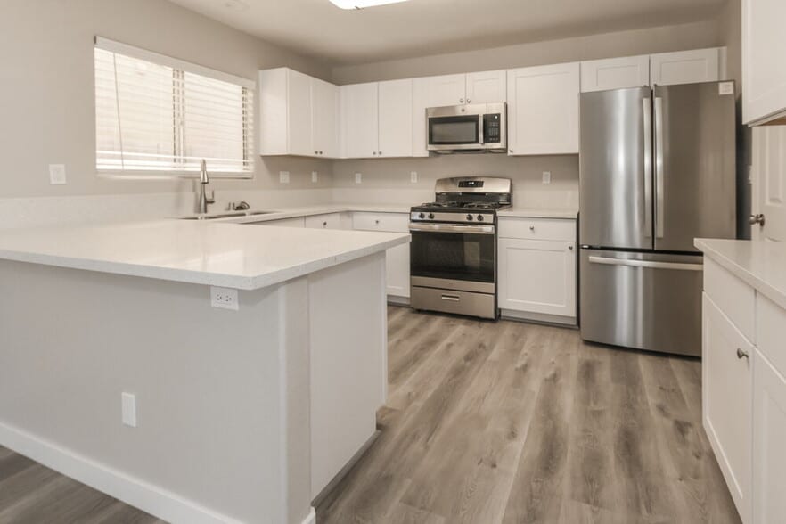 Building Photo - 3667 Saddle Creek Ct