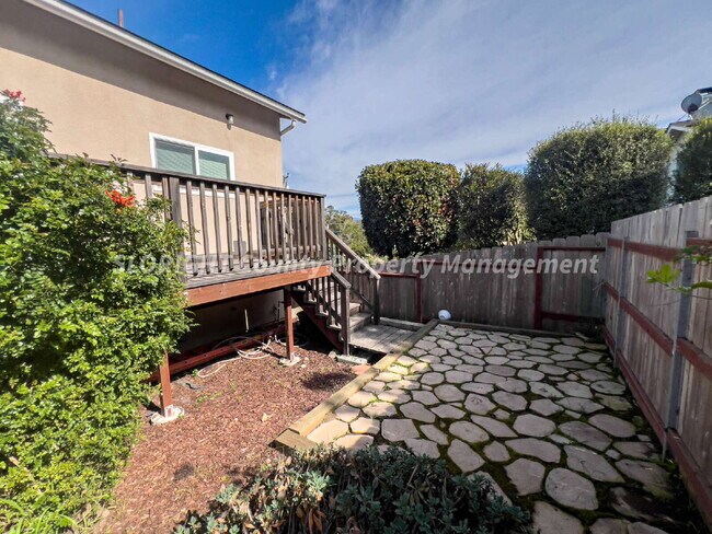 Building Photo - AVAILABLE AUGUST- Nice Home in Los Osos - 3 Bed / 2 Bath