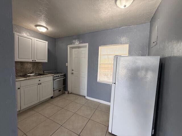 Building Photo - 1913 Division Ave