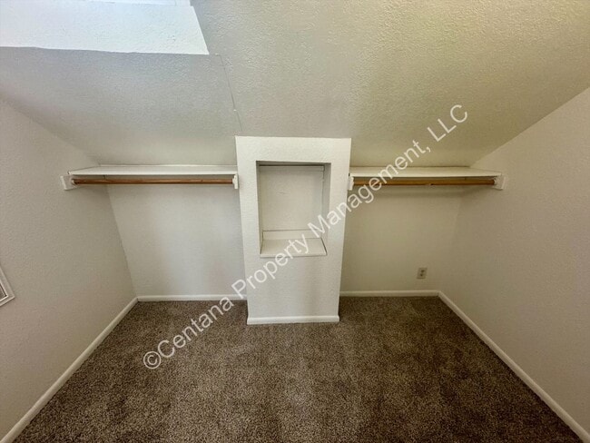 Building Photo - 612-614 13th Street North