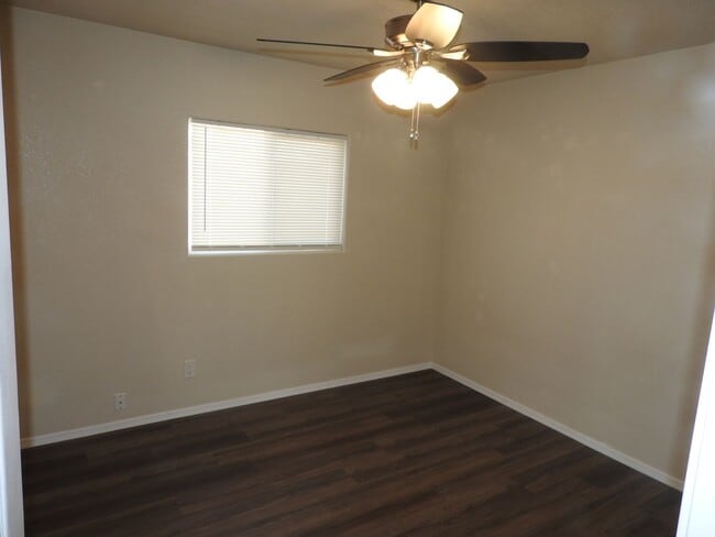 Building Photo - Corner Lot house