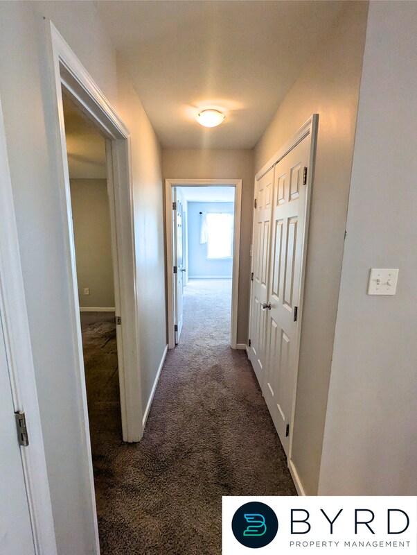 Building Photo - 7757 Hampton Green Dr