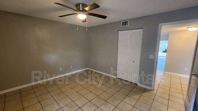 Building Photo - 5646 Greatpine Ln N