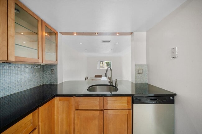Building Photo - 8240 SW 149th Ct