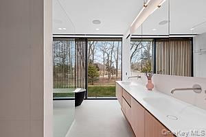 Building Photo - 1080 Springs Fireplace Rd