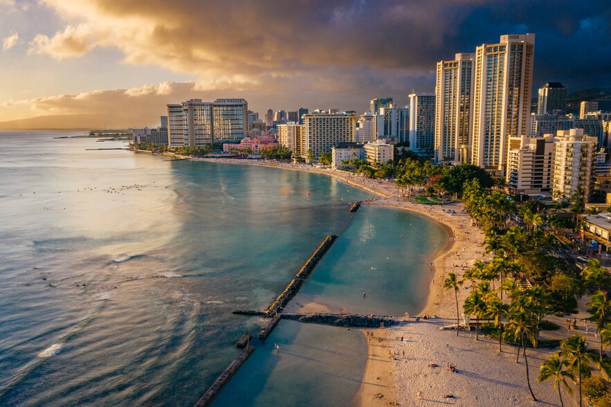 Building Photo - Lilia Waikiki