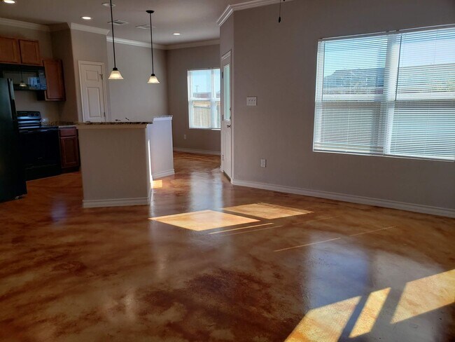 Building Photo - Townhome for rent