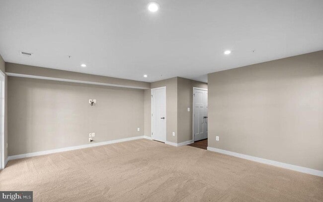 Building Photo - 100 Bethlehem Pl