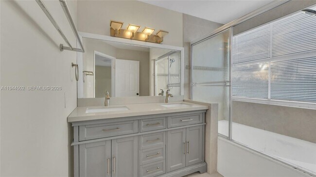 Building Photo - 4635 NW 97th Pl