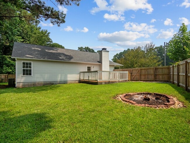 Building Photo - 1212 Gerald Dr