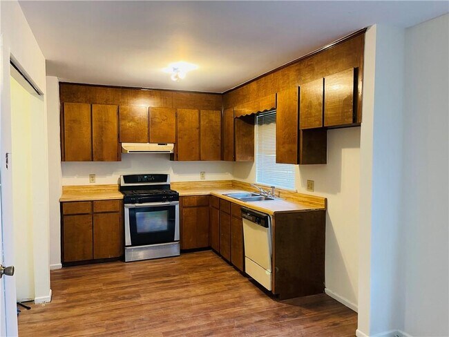 Building Photo - 4124 Elizabeth Ct