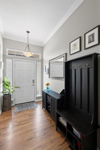 Building Photo - 8716 Bobcat Dr