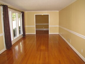 Building Photo - Forest Acres